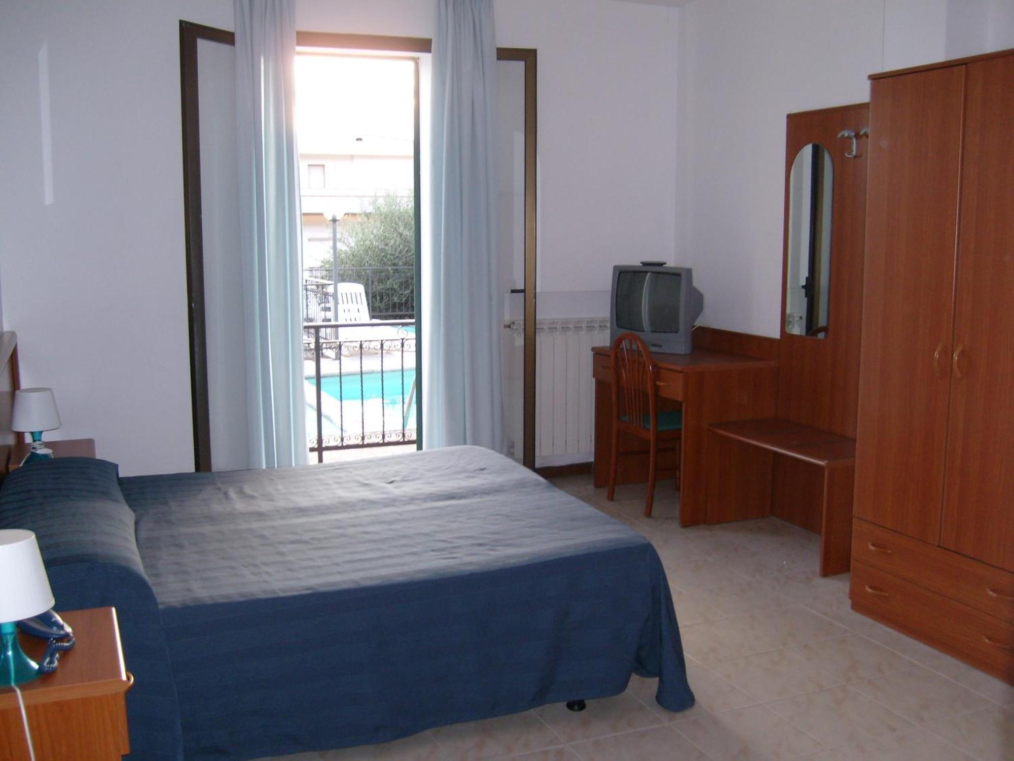 Hotel Ulivo Diano Marina Zewnętrze zdjęcie