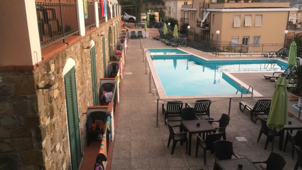 Hotel Ulivo Diano Marina Zewnętrze zdjęcie