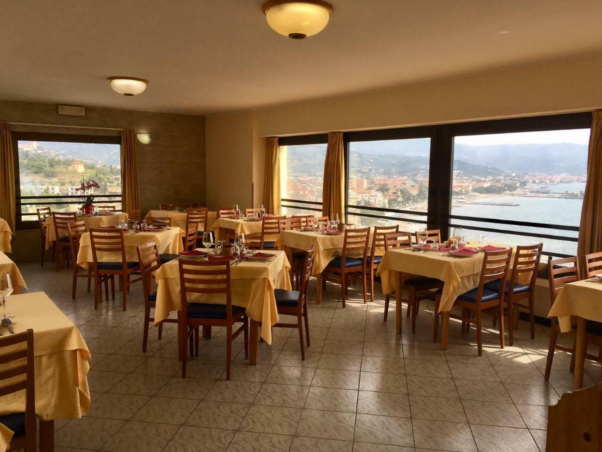 Hotel Ulivo Diano Marina Zewnętrze zdjęcie
